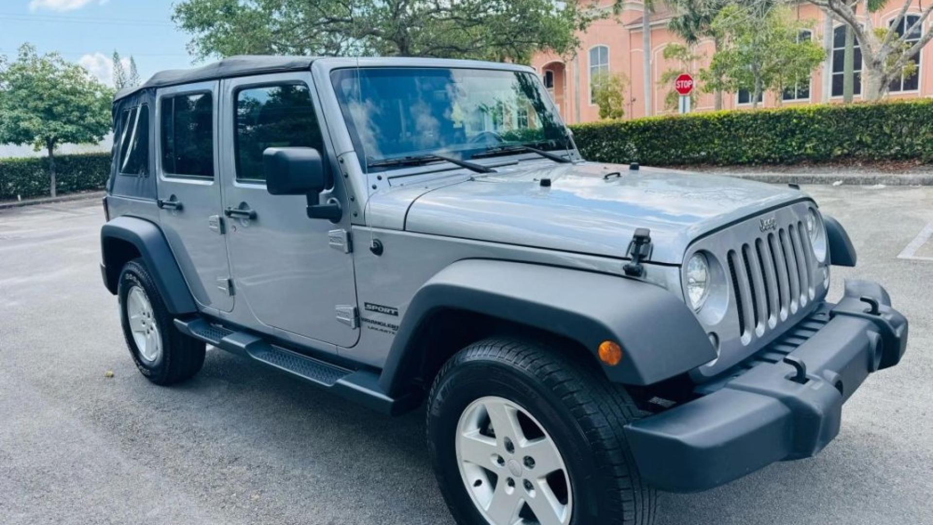 2018 JEEP WRANGLER UNLIMITED SPORT S (JK) SPORT UTILITY 4D