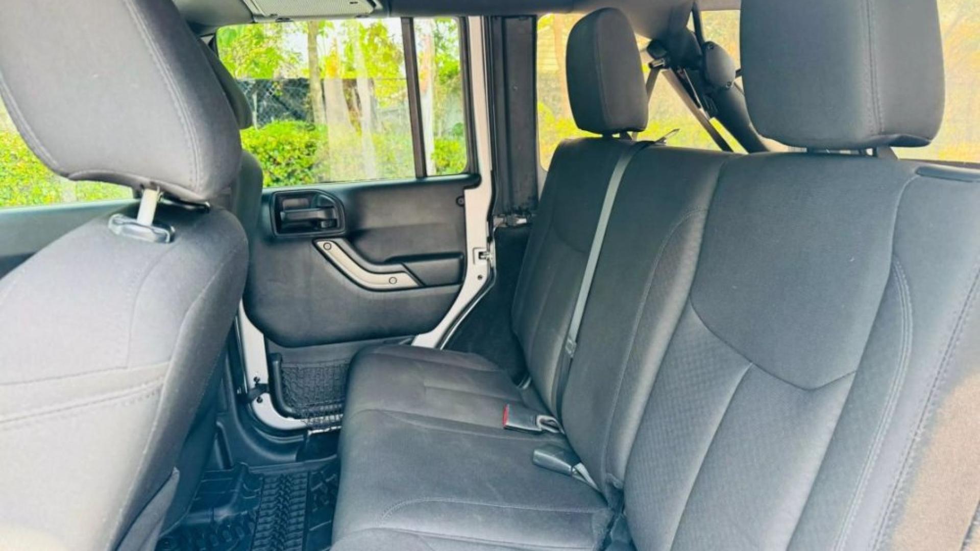 2018 JEEP WRANGLER UNLIMITED SPORT S (JK) SPORT UTILITY 4D