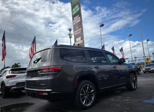 2022 JEEP WAGONEER SERIES III SPORT UTILITY 4D