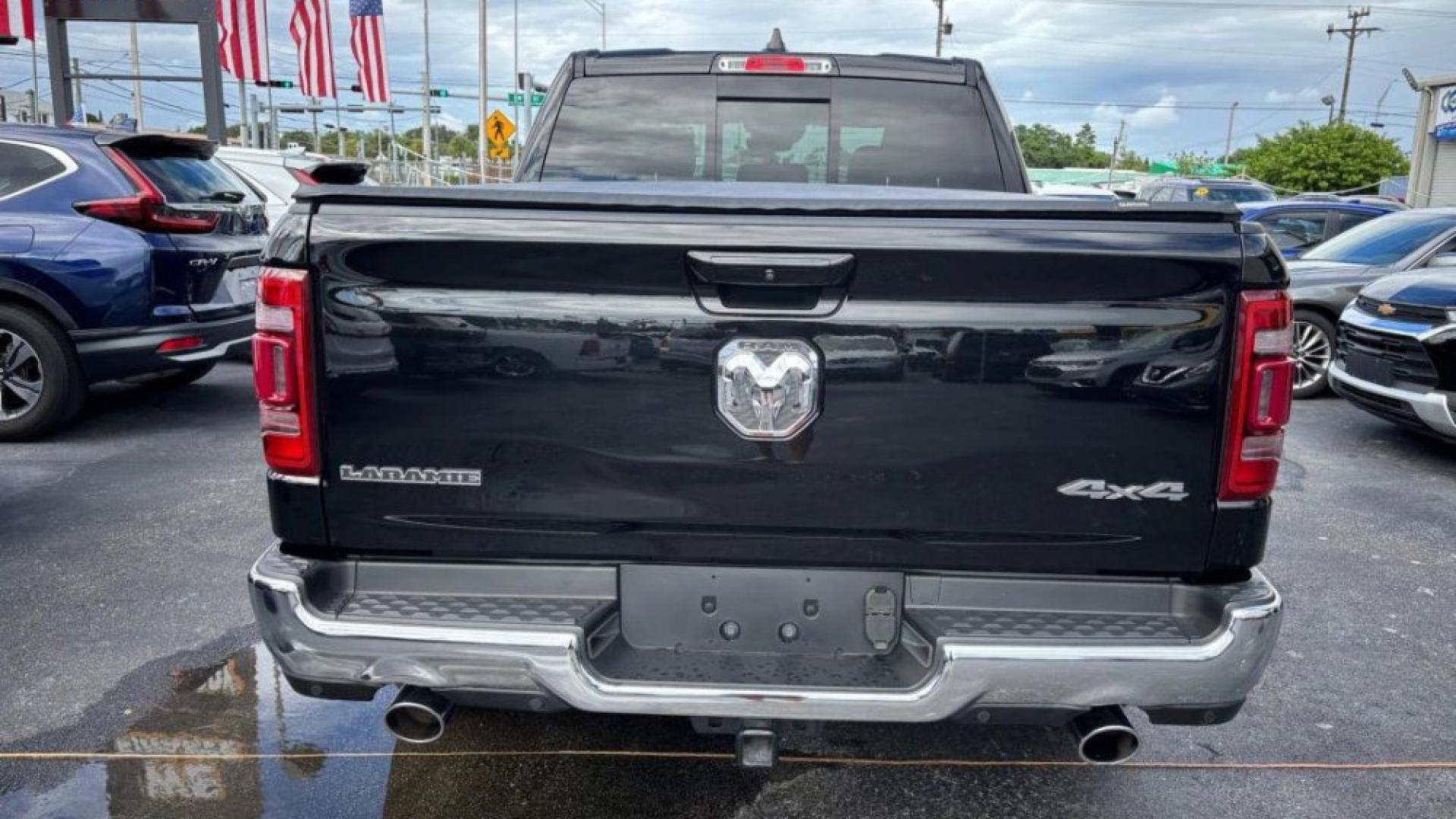 2023 RAM 1500 CREW CAB LARAMIE PICKUP 4D 5 1/2 FT