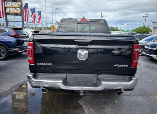 2023 RAM 1500 CREW CAB LARAMIE PICKUP 4D 5 1/2 FT