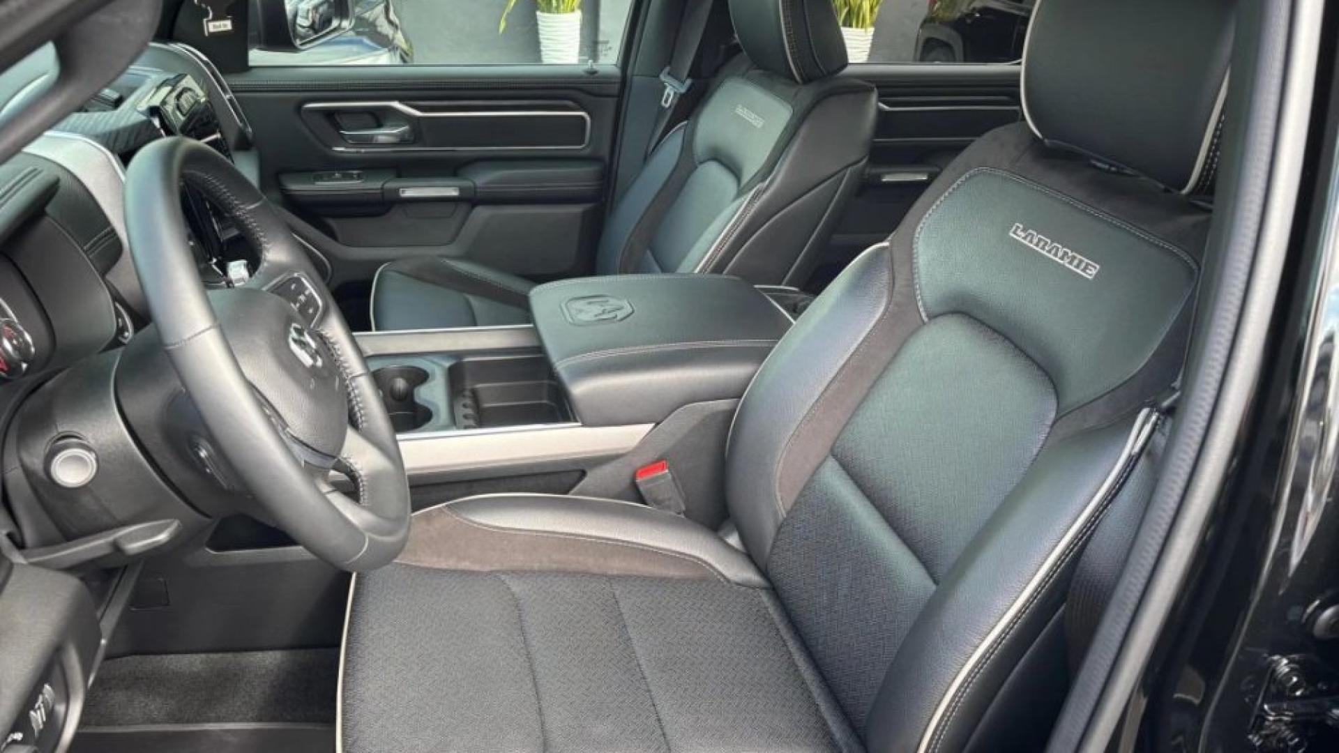 2023 RAM 1500 CREW CAB LARAMIE PICKUP 4D 5 1/2 FT