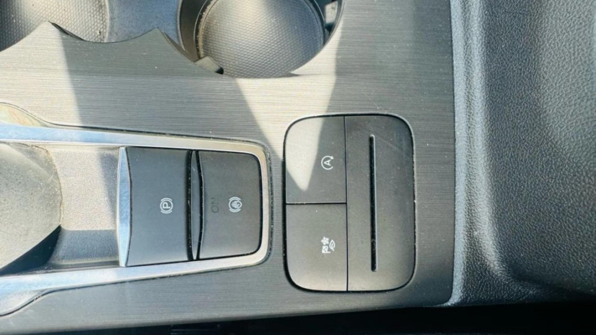 2020 FORD ESCAPE S SPORT UTILITY 4D