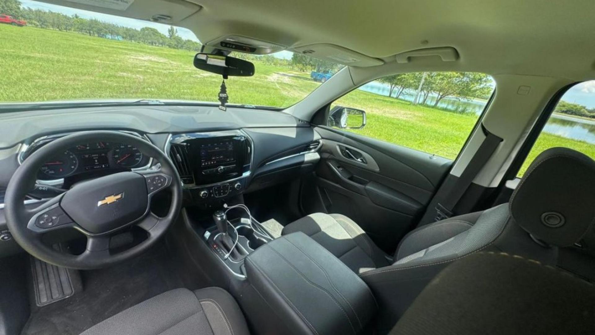 2020 CHEVROLET TRAVERSE LS SPORT UTILITY 4D