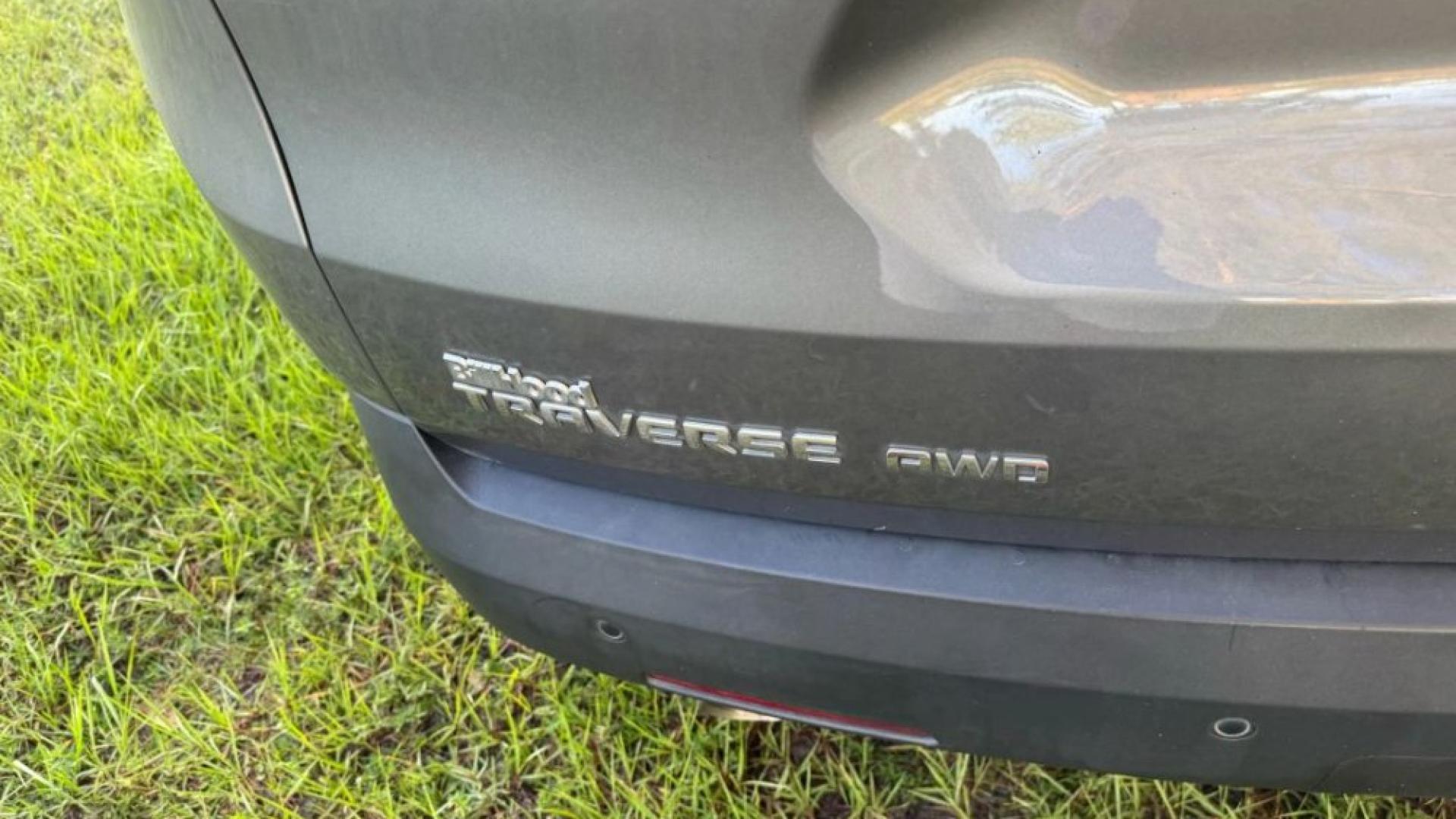 2020 CHEVROLET TRAVERSE LT SPORT UTILITY 4D