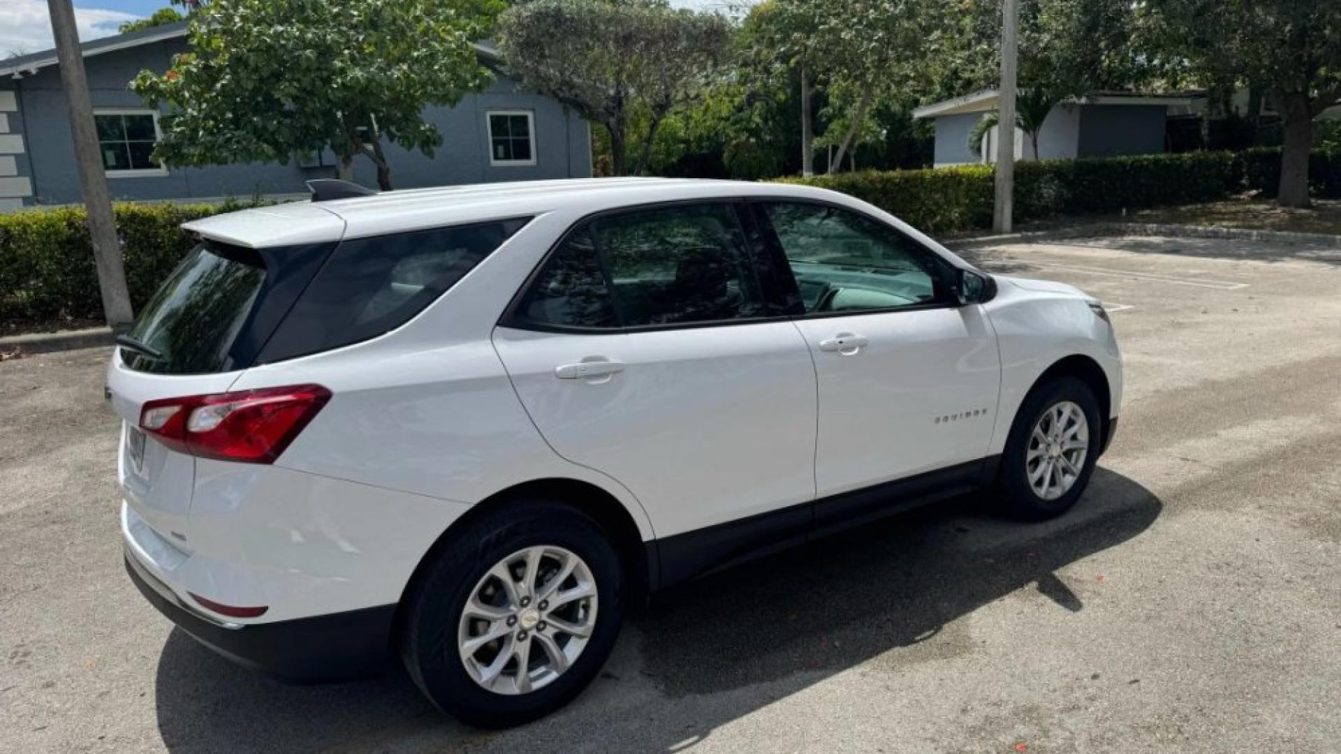 2018 CHEVROLET EQUINOX LS SPORT UTILITY 4D