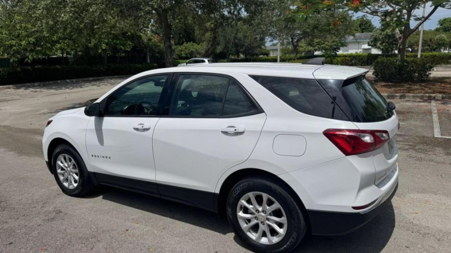 2018 CHEVROLET EQUINOX LS SPORT UTILITY 4D