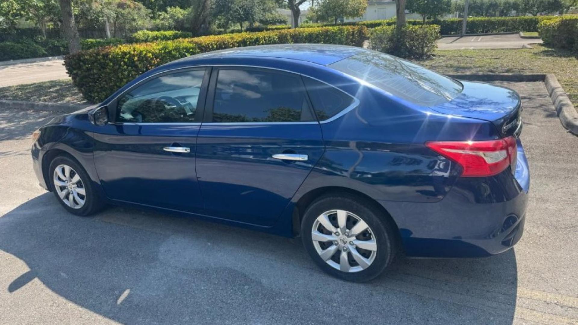 2019 NISSAN SENTRA S SEDAN 4D