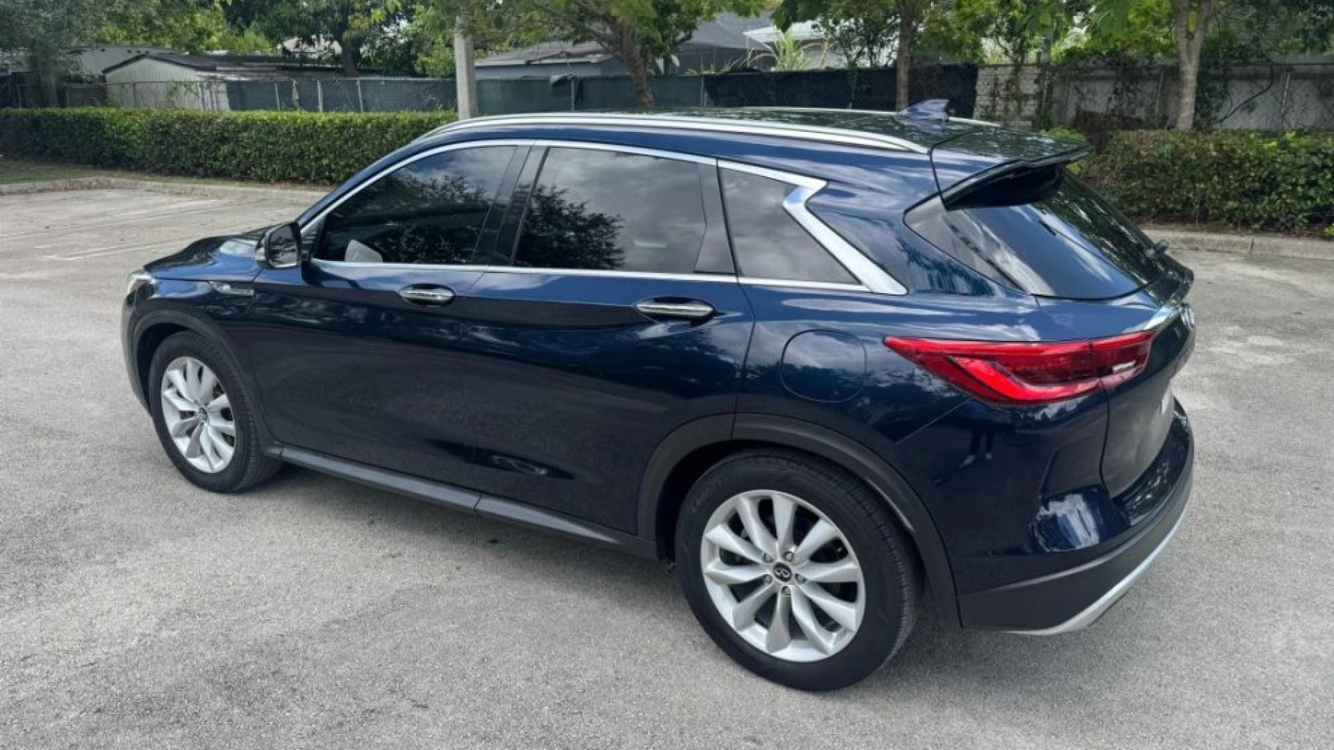 2019 INFINITI QX50 ESSENTIAL SPORT UTILITY 4D