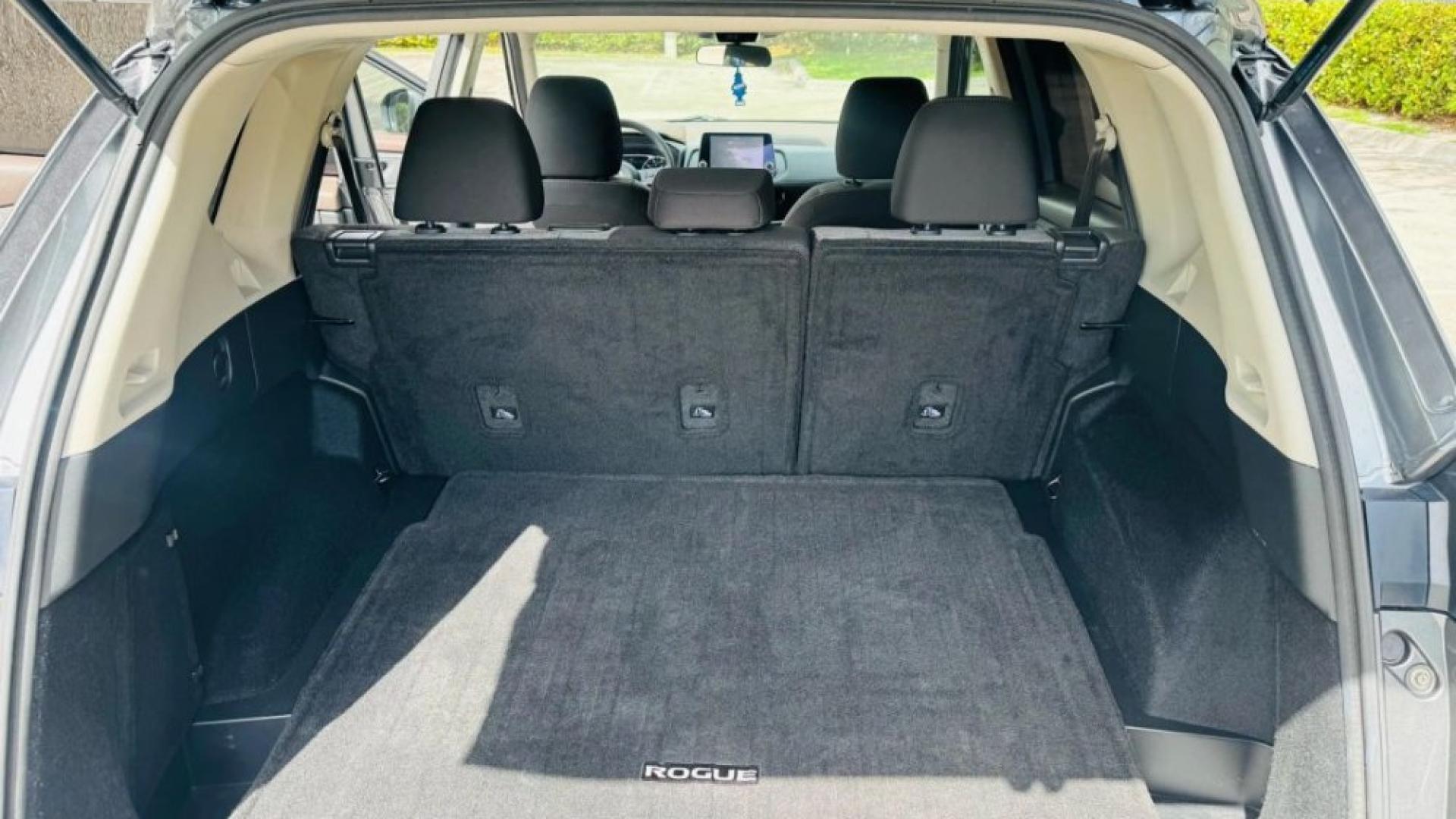 2021 NISSAN ROGUE SV SPORT UTILITY 4D