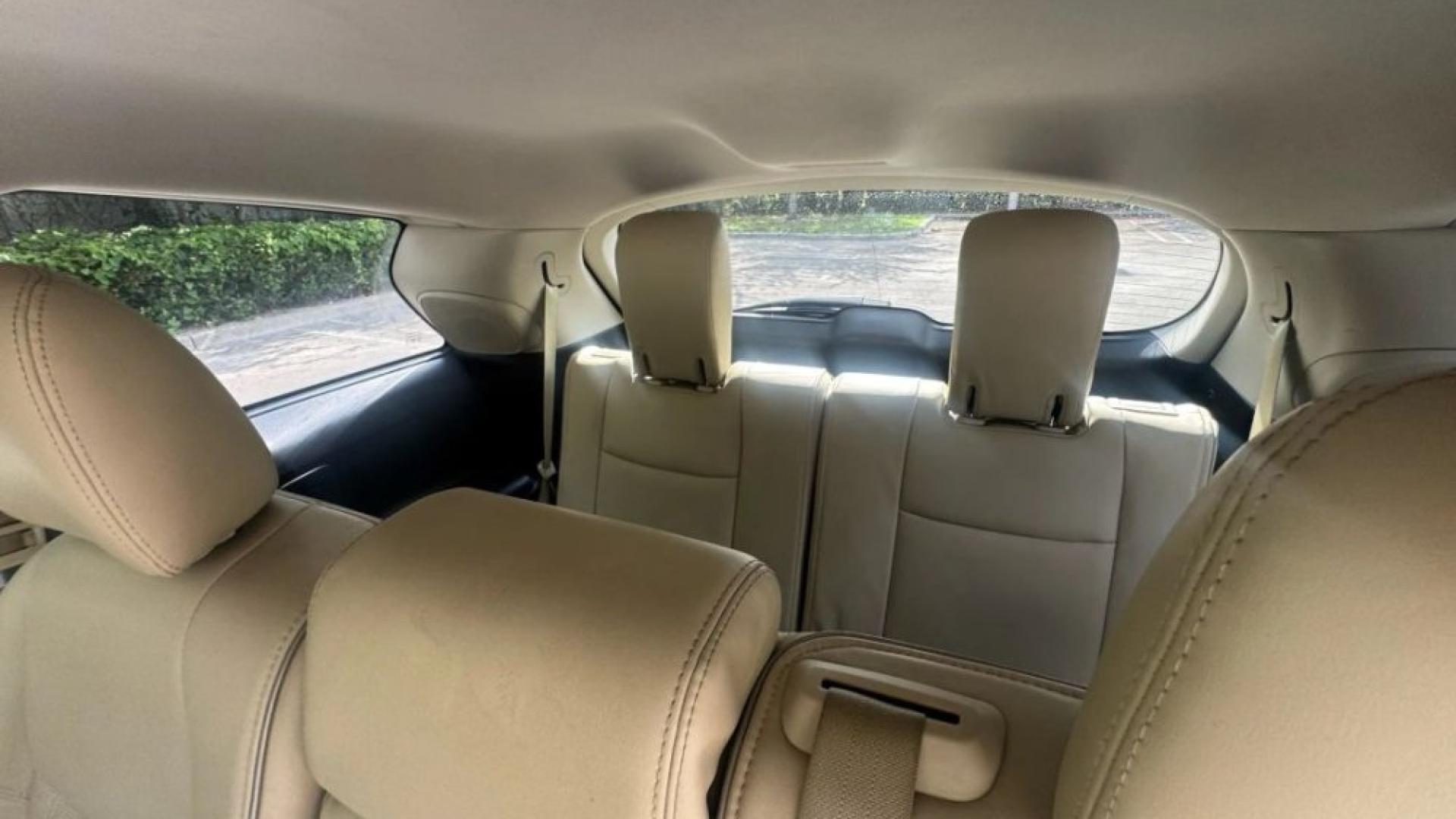 2019 INFINITI QX60 LUXE SPORT UTILITY 4D