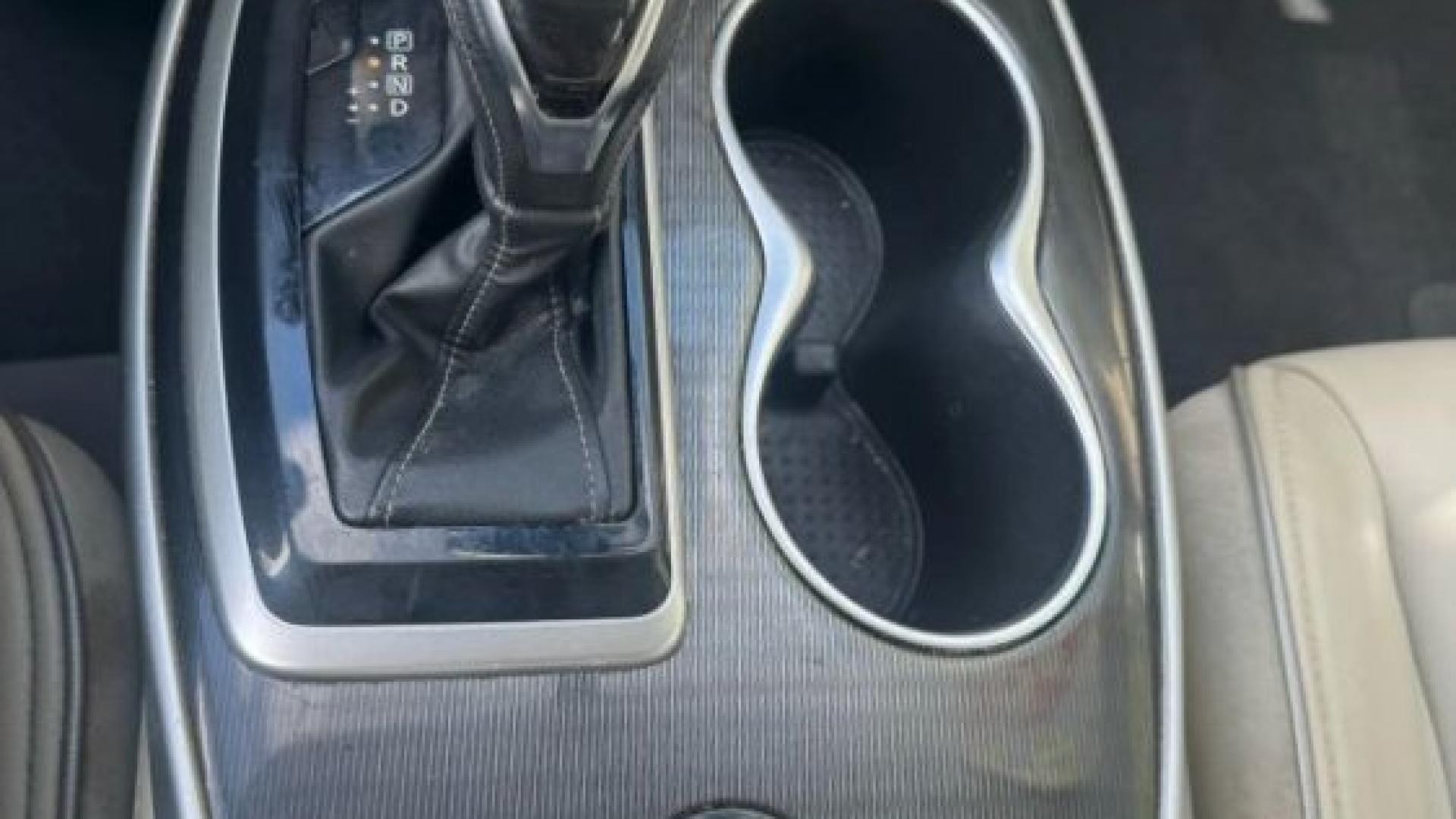 2019 INFINITI QX60 LUXE SPORT UTILITY 4D