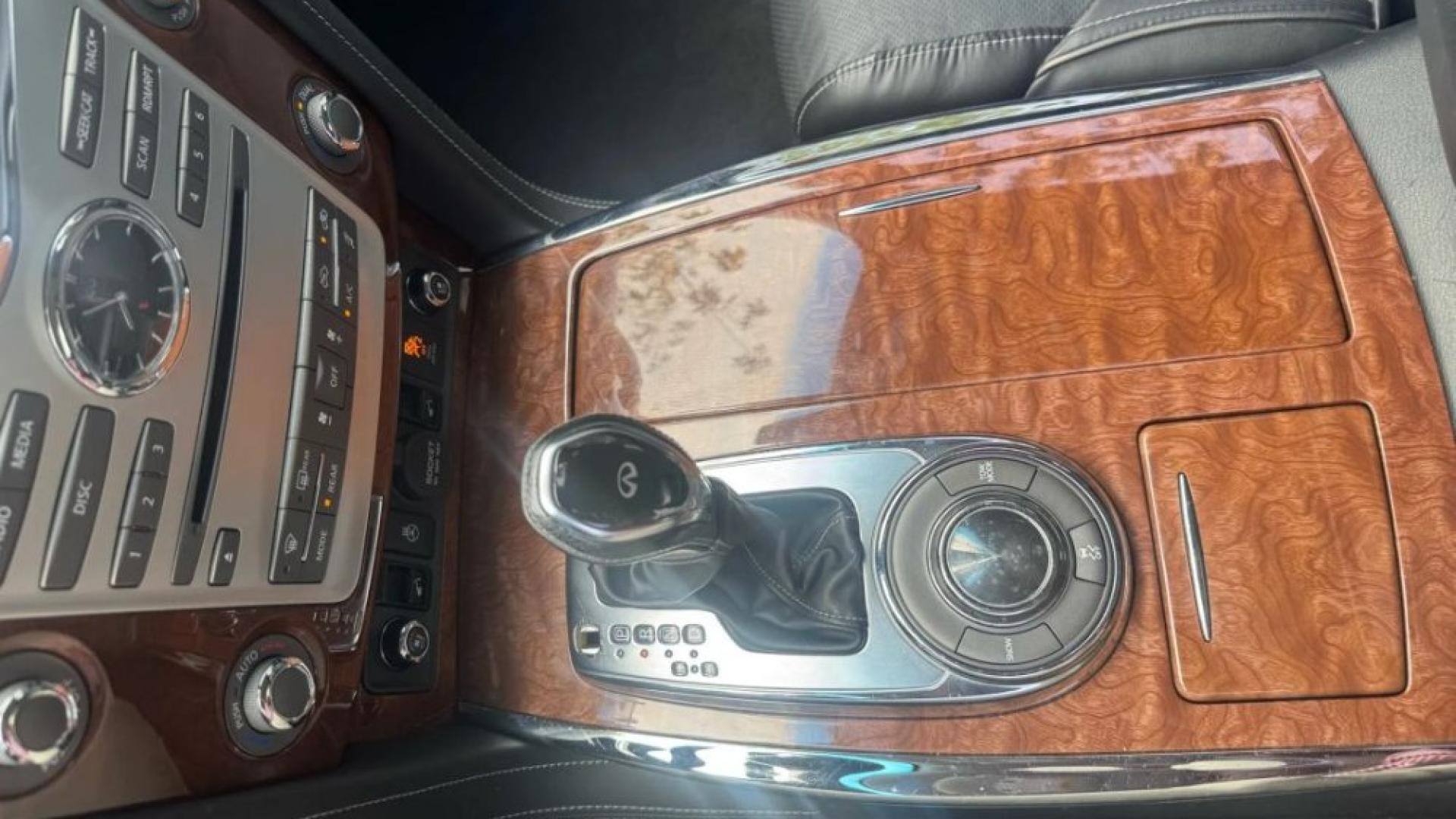 2016 INFINITI QX80 SPORT UTILITY 4D